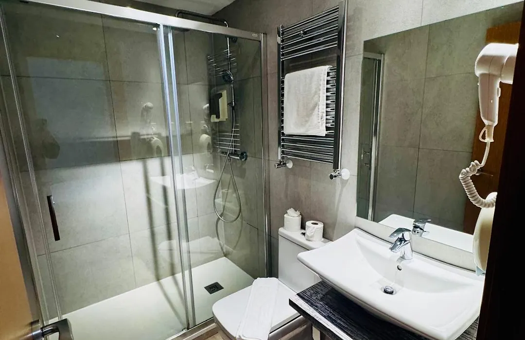 Hostal Cervelo-1